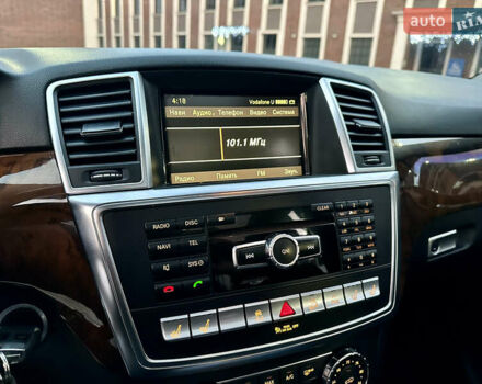 Білий Мерседес М-Клас, об'ємом двигуна 2.99 л та пробігом 257 тис. км за 21750 $, фото 21 на Automoto.ua