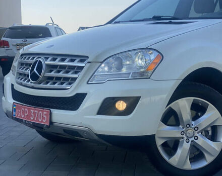 Білий Мерседес М-Клас, об'ємом двигуна 3 л та пробігом 144 тис. км за 14999 $, фото 9 на Automoto.ua