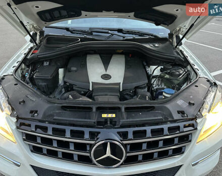 Білий Мерседес М-Клас, об'ємом двигуна 2.99 л та пробігом 257 тис. км за 21750 $, фото 28 на Automoto.ua