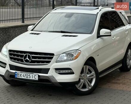 Белый Мерседес М-Класс, объемом двигателя 3.5 л и пробегом 196 тыс. км за 21500 $, фото 2 на Automoto.ua