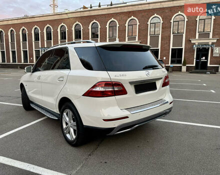 Білий Мерседес М-Клас, об'ємом двигуна 2.99 л та пробігом 257 тис. км за 21750 $, фото 5 на Automoto.ua