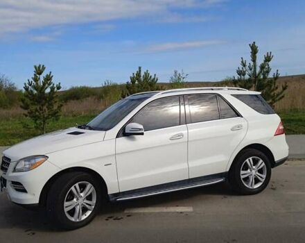 Белый Мерседес М-Класс, объемом двигателя 3 л и пробегом 240 тыс. км за 19200 $, фото 4 на Automoto.ua