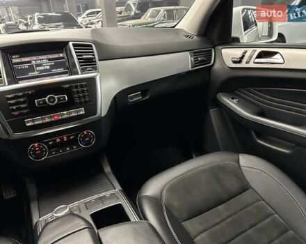 Білий Мерседес М-Клас, об'ємом двигуна 2.14 л та пробігом 183 тис. км за 22500 $, фото 31 на Automoto.ua