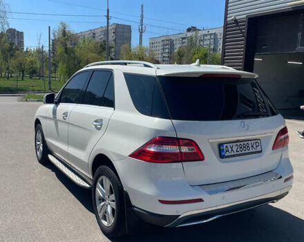 Белый Мерседес М-Класс, объемом двигателя 2.99 л и пробегом 165 тыс. км за 20999 $, фото 3 на Automoto.ua