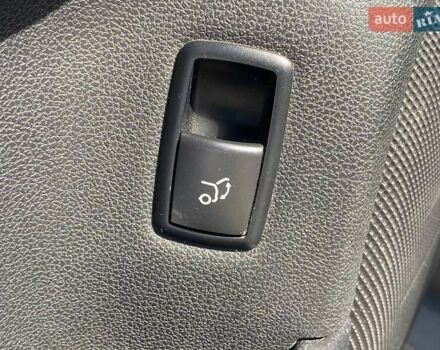 Білий Мерседес М-Клас, об'ємом двигуна 2.99 л та пробігом 312 тис. км за 15690 $, фото 28 на Automoto.ua