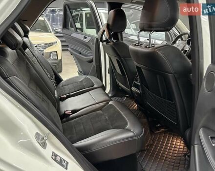 Білий Мерседес М-Клас, об'ємом двигуна 2.14 л та пробігом 183 тис. км за 22500 $, фото 23 на Automoto.ua