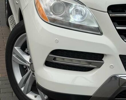 Белый Мерседес М-Класс, объемом двигателя 3.5 л и пробегом 196 тыс. км за 21500 $, фото 18 на Automoto.ua