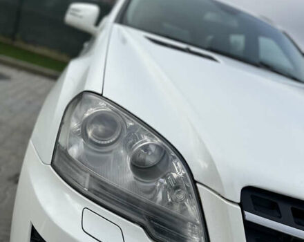 Білий Мерседес М-Клас, об'ємом двигуна 2.99 л та пробігом 185 тис. км за 18500 $, фото 4 на Automoto.ua