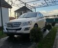 Белый Мерседес М-Класс, объемом двигателя 2.99 л и пробегом 285 тыс. км за 16000 $, фото 1 на Automoto.ua