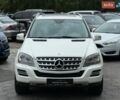 Білий Мерседес М-Клас, об'ємом двигуна 3.5 л та пробігом 231 тис. км за 12900 $, фото 1 на Automoto.ua