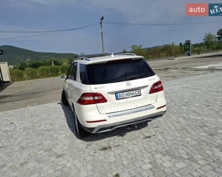 Білий Мерседес М-Клас, об'ємом двигуна 3 л та пробігом 270 тис. км за 17500 $, фото 20 на Automoto.ua