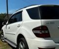 Білий Мерседес М-Клас, об'ємом двигуна 3 л та пробігом 263 тис. км за 17500 $, фото 4 на Automoto.ua