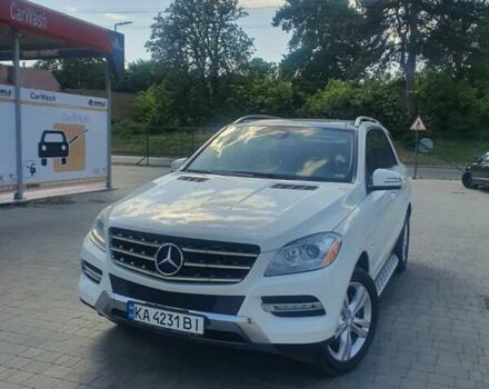 Белый Мерседес М-Класс, объемом двигателя 3 л и пробегом 300 тыс. км за 22222 $, фото 6 на Automoto.ua