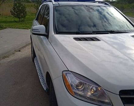 Белый Мерседес М-Класс, объемом двигателя 3 л и пробегом 240 тыс. км за 19200 $, фото 11 на Automoto.ua