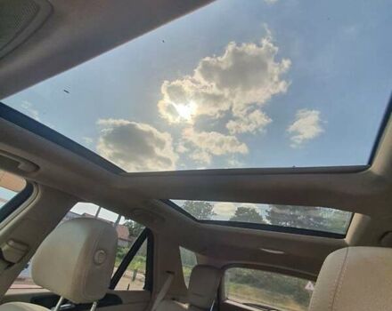 Белый Мерседес М-Класс, объемом двигателя 3 л и пробегом 300 тыс. км за 22222 $, фото 2 на Automoto.ua