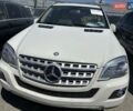 Белый Мерседес М-Класс, объемом двигателя 3 л и пробегом 270 тыс. км за 12500 $, фото 6 на Automoto.ua
