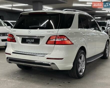 Білий Мерседес М-Клас, об'ємом двигуна 2.14 л та пробігом 183 тис. км за 22500 $, фото 6 на Automoto.ua