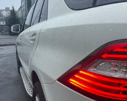 Белый Мерседес М-Класс, объемом двигателя 2.99 л и пробегом 165 тыс. км за 19900 $, фото 47 на Automoto.ua