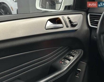 Білий Мерседес М-Клас, об'ємом двигуна 2.14 л та пробігом 183 тис. км за 22500 $, фото 34 на Automoto.ua