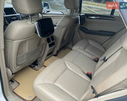 Білий Мерседес М-Клас, об'ємом двигуна 3.5 л та пробігом 195 тис. км за 17550 $, фото 14 на Automoto.ua