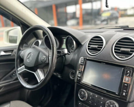 Білий Мерседес М-Клас, об'ємом двигуна 2.99 л та пробігом 185 тис. км за 18500 $, фото 11 на Automoto.ua