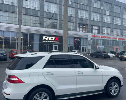 Білий Мерседес М-Клас, об'ємом двигуна 2.99 л та пробігом 165 тис. км за 20999 $, фото 49 на Automoto.ua