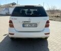 Білий Мерседес М-Клас, об'ємом двигуна 3.5 л та пробігом 224 тис. км за 13300 $, фото 7 на Automoto.ua