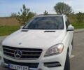Белый Мерседес М-Класс, объемом двигателя 3 л и пробегом 240 тыс. км за 19200 $, фото 17 на Automoto.ua