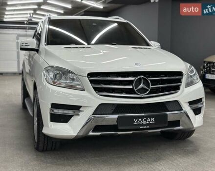 Білий Мерседес М-Клас, об'ємом двигуна 2.14 л та пробігом 183 тис. км за 22500 $, фото 12 на Automoto.ua