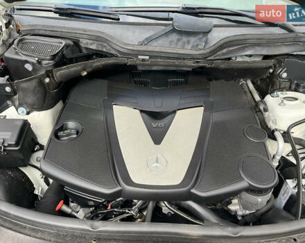 Белый Мерседес М-Класс, объемом двигателя 3 л и пробегом 273 тыс. км за 15450 $, фото 23 на Automoto.ua