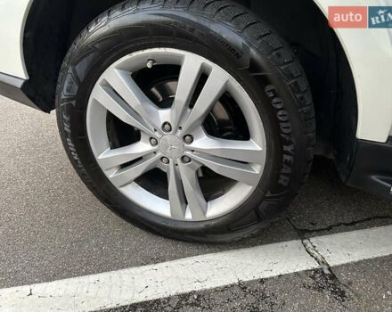 Білий Мерседес М-Клас, об'ємом двигуна 2.99 л та пробігом 257 тис. км за 21750 $, фото 32 на Automoto.ua