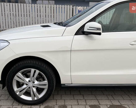 Білий Мерседес М-Клас, об'ємом двигуна 2.99 л та пробігом 194 тис. км за 22500 $, фото 4 на Automoto.ua