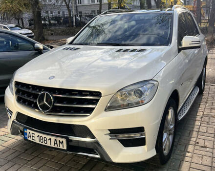 Білий Мерседес М-Клас, об'ємом двигуна 3.5 л та пробігом 142 тис. км за 17700 $, фото 2 на Automoto.ua