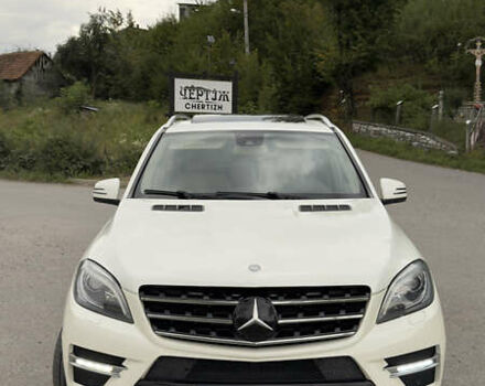 Мерседес М-Класс 2012 в Хусте на Automoto.ua Белый Мерседес М-Класс, объемом двигателя 2.99 л и пробегом 281 тыс. км за 18950 $, фото 15 на Automoto.ua