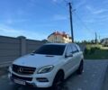 Белый Мерседес М-Класс, объемом двигателя 2.99 л и пробегом 170 тыс. км за 20000 $, фото 1 на Automoto.ua