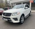 Білий Мерседес М-Клас, об'ємом двигуна 4.7 л та пробігом 132 тис. км за 19500 $, фото 4 на Automoto.ua
