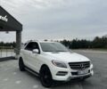Білий Мерседес М-Клас, об'ємом двигуна 2.99 л та пробігом 220 тис. км за 19500 $, фото 1 на Automoto.ua