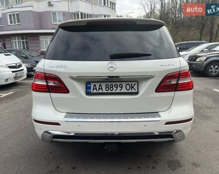 Білий Мерседес М-Клас, об'ємом двигуна 4.7 л та пробігом 132 тис. км за 19500 $, фото 11 на Automoto.ua
