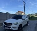 Белый Мерседес М-Класс, объемом двигателя 3 л и пробегом 170 тыс. км за 19499 $, фото 1 на Automoto.ua