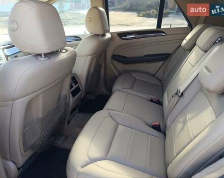 Белый Мерседес М-Класс, объемом двигателя 2.99 л и пробегом 198 тыс. км за 21800 $, фото 52 на Automoto.ua