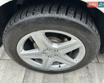 Білий Мерседес М-Клас, об'ємом двигуна 4.66 л та пробігом 160 тис. км за 17900 $, фото 26 на Automoto.ua