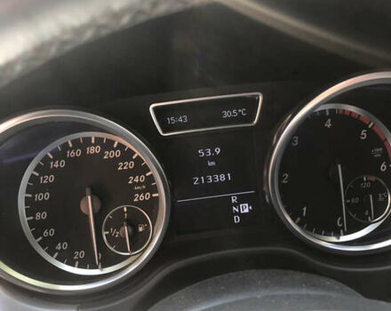 Мерседес М-Класс 2012 в Сумах на Automoto.ua Белый Мерседес М-Класс, объемом двигателя 2.2 л и пробегом 235 тыс. км за 19900 $, фото 16 на Automoto.ua