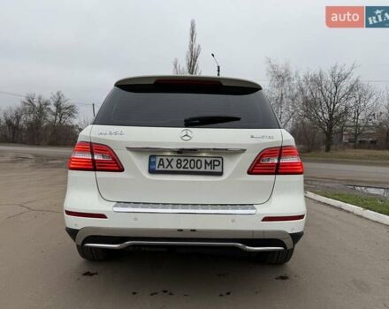 Білий Мерседес М-Клас, об'ємом двигуна 2.99 л та пробігом 180 тис. км за 25000 $, фото 1 на Automoto.ua