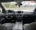 Мерседес М-Класс 2012 в Коростышеве на Automoto.ua Белый Мерседес М-Класс, объемом двигателя 3 л и пробегом 292 тыс. км за 18700 $, фото 3 на Automoto.ua