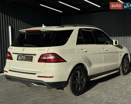 Білий Мерседес М-Клас, об'ємом двигуна 2.99 л та пробігом 202 тис. км за 24500 $, фото 5 на Automoto.ua