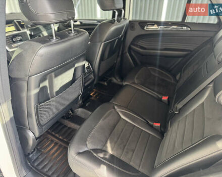 Білий Мерседес М-Клас, об'ємом двигуна 2.99 л та пробігом 202 тис. км за 24500 $, фото 23 на Automoto.ua