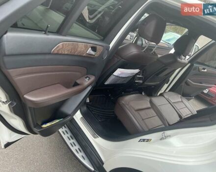 Білий Мерседес М-Клас, об'ємом двигуна 4.7 л та пробігом 132 тис. км за 19500 $, фото 23 на Automoto.ua