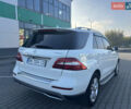 Мерседес М-Класс 2012 в Нововолынск на Automoto.ua Белый Мерседес М-Класс, объемом двигателя 3.5 л и пробегом 195 тыс. км за 20000 $, фото 12 на Automoto.ua
