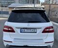 Белый Мерседес М-Класс, объемом двигателя 3.5 л и пробегом 185 тыс. км за 22500 $, фото 3 на Automoto.ua