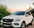 Мерседес М-Класс 2012 в Киеве на Automoto.ua Белый Мерседес М-Класс, объемом двигателя 2.14 л и пробегом 140 тыс. км за 24900 $, фото 1 на Automoto.ua